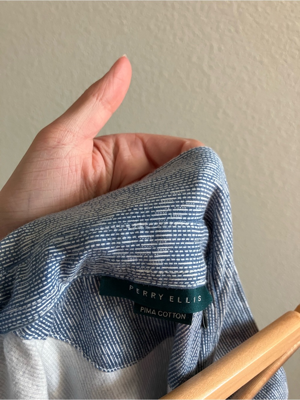 Men's Patterned Polo - Picture 4 of 6